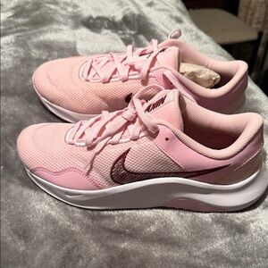 Nike Women's Light Pink Athletic Shoes